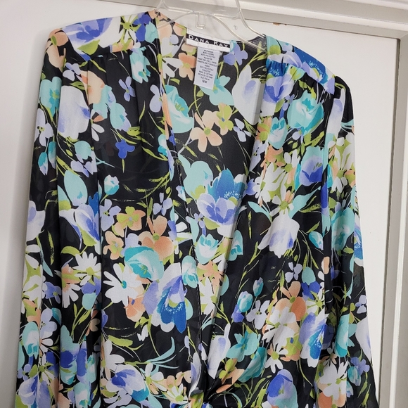 Dana Kay blouse - Picture 3 of 7